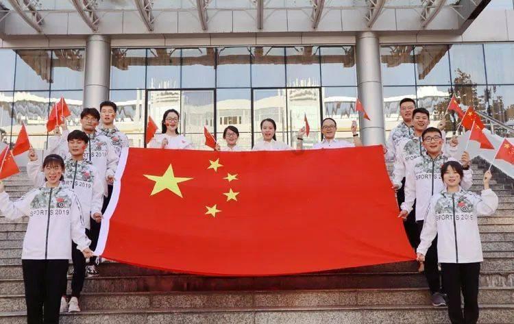 电视机为什么放着放着屏幕变成红色?红迪网-分享交流社区